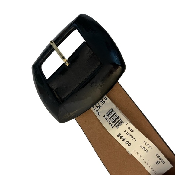 Ann Taylor Chunky Patent Black Belt with Tan Interior Statement Chic - Picture 6 of 11